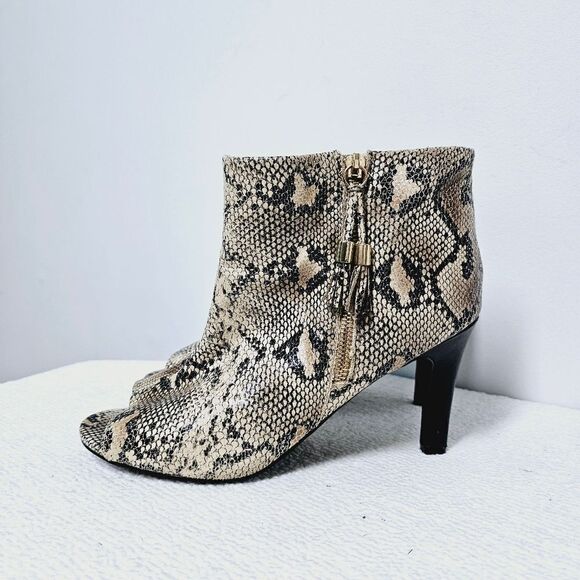 Torrid snake print open toe heeled booties 9.5 WIDE - Picture 12 of 14